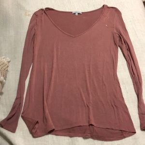loose fit v neck long sleeve